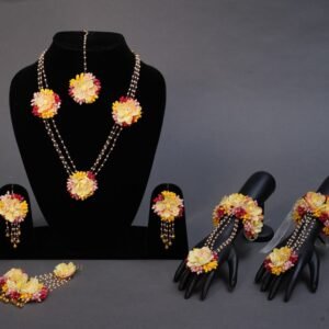 Anika Necklace Set