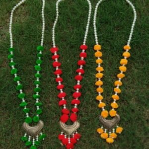 Pearl Pompom Welcome Mala